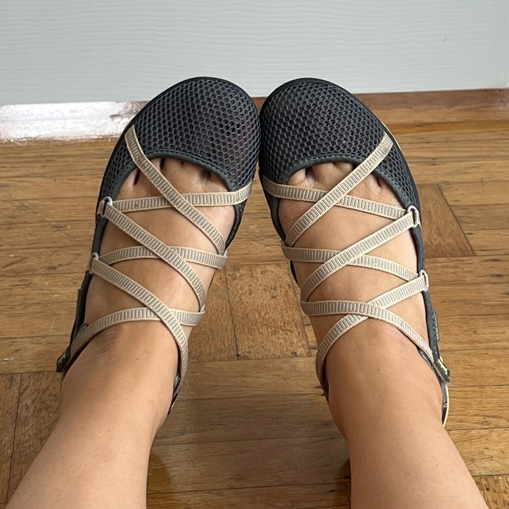 Jambu shoes